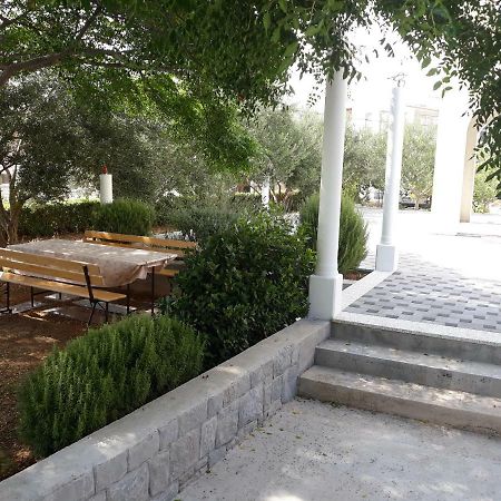 Apartments Erceg Omiš Eksteriør bilde