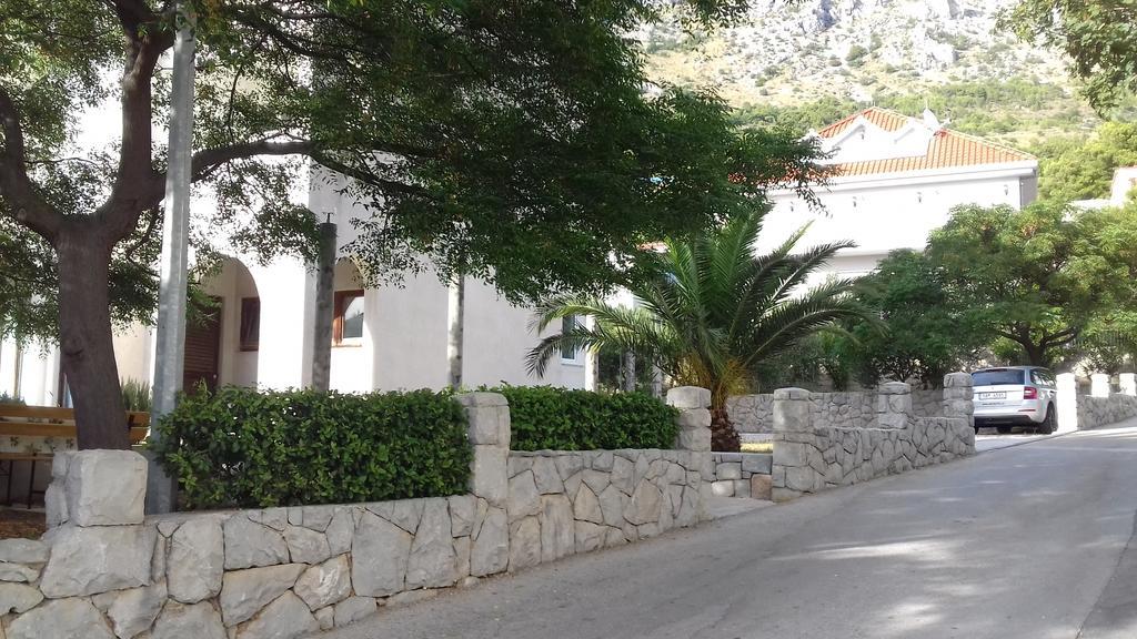 Apartments Erceg Omiš Eksteriør bilde