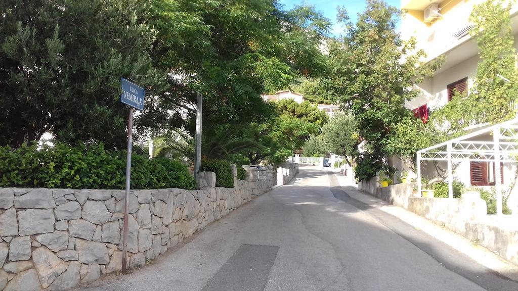Apartments Erceg Omiš Eksteriør bilde