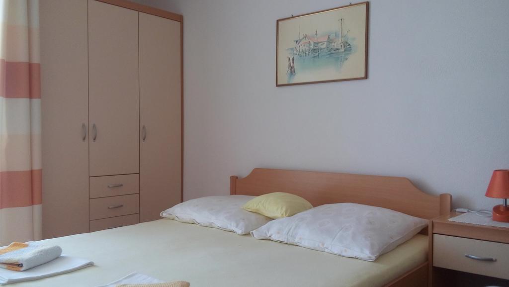 Apartments Erceg Omiš Eksteriør bilde