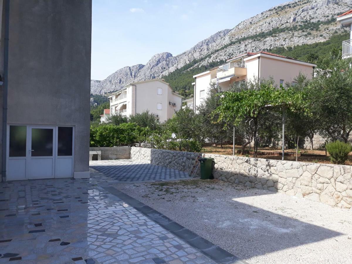 Apartments Erceg Omiš Eksteriør bilde