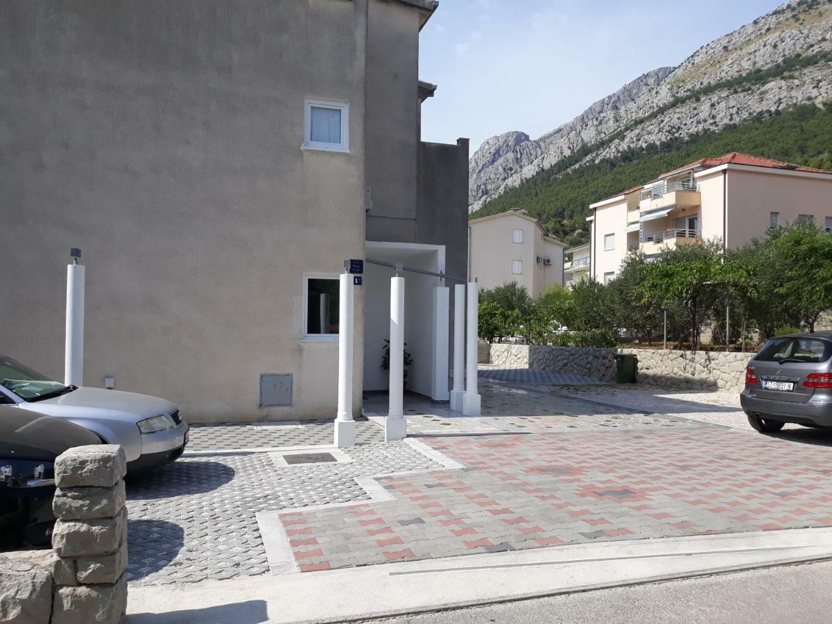 Apartments Erceg Omiš Eksteriør bilde