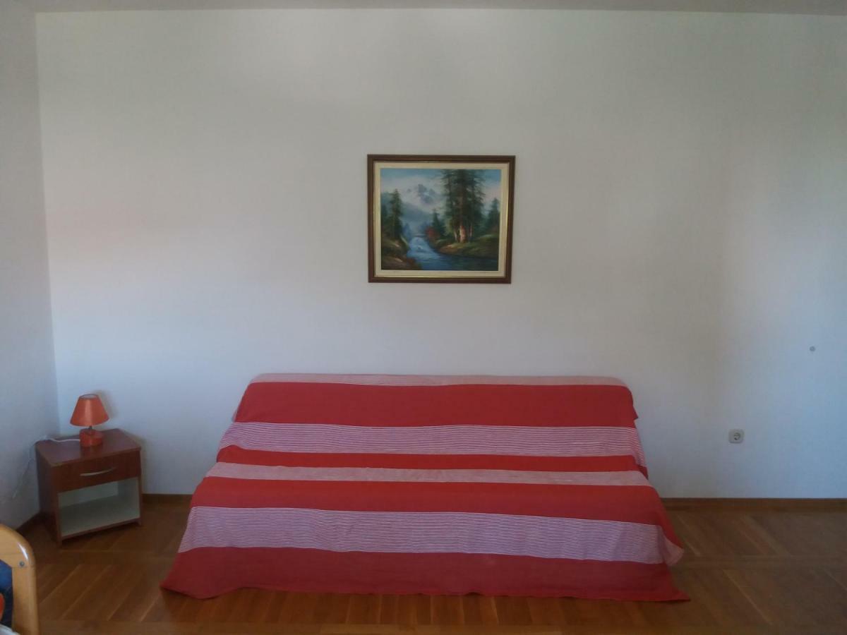 Apartments Erceg Omiš Eksteriør bilde