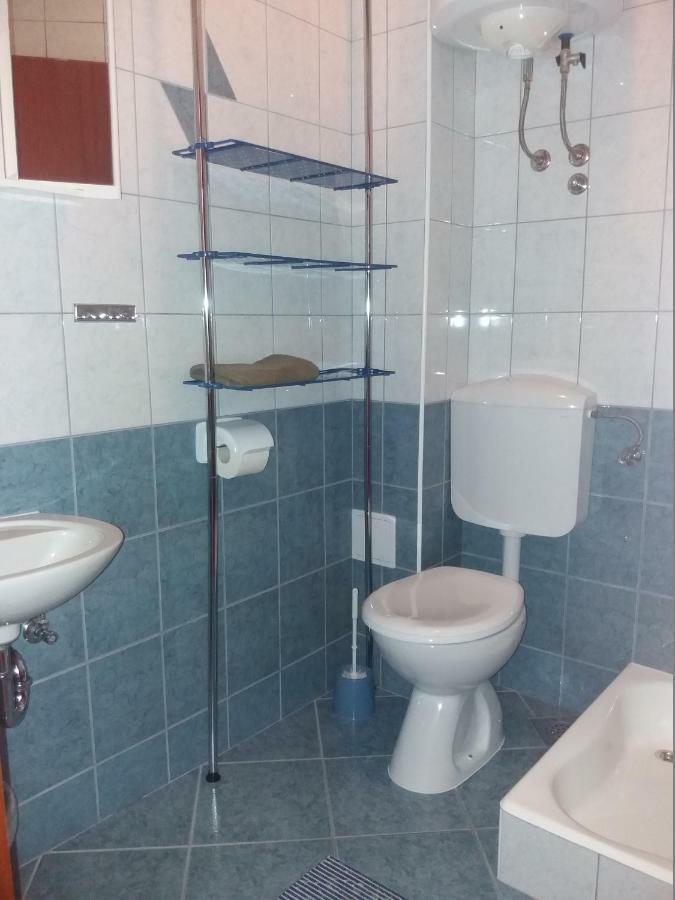 Apartments Erceg Omiš Eksteriør bilde